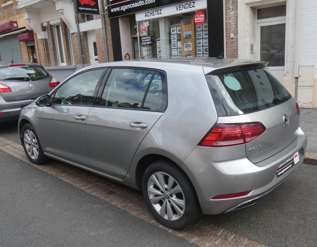 Volkswagen Golf — 13
